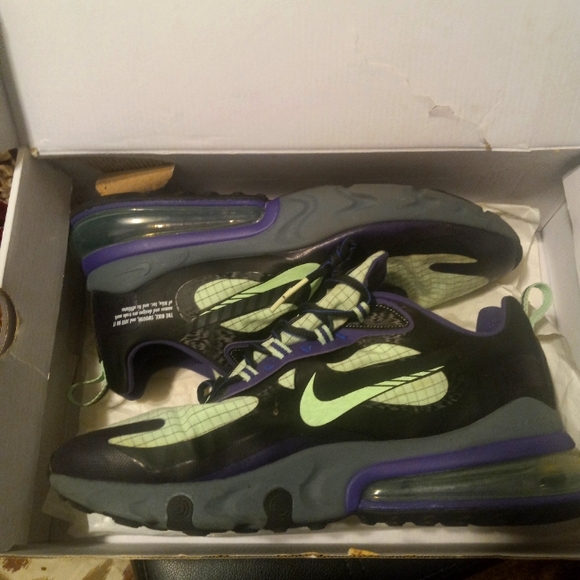 1 pair of Nike Air 270 Black Green Purple 1 Pair of Nike 270 A Multi Color - Picture 2 of 2